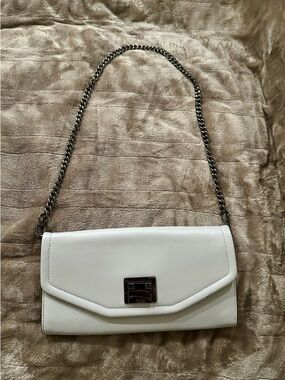 TUMI Wallet on Chain - Gray Leather (Dust bag included)